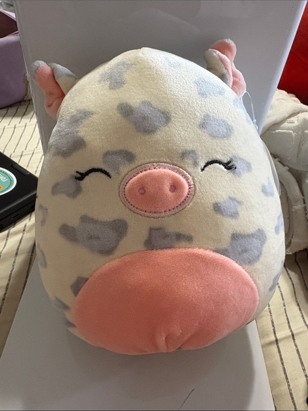Rosie- 8 inches Pig Squishmallow